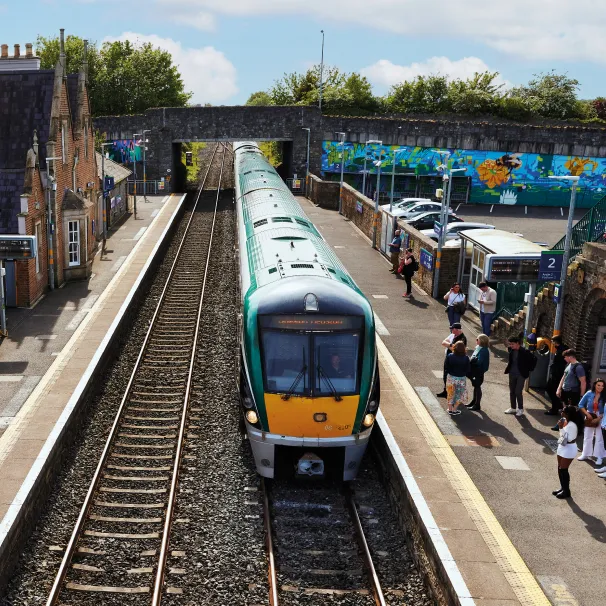 Stonehaven - Sallins & Naas Railway Station Stonehaven - Sallins & Naas Railway Station